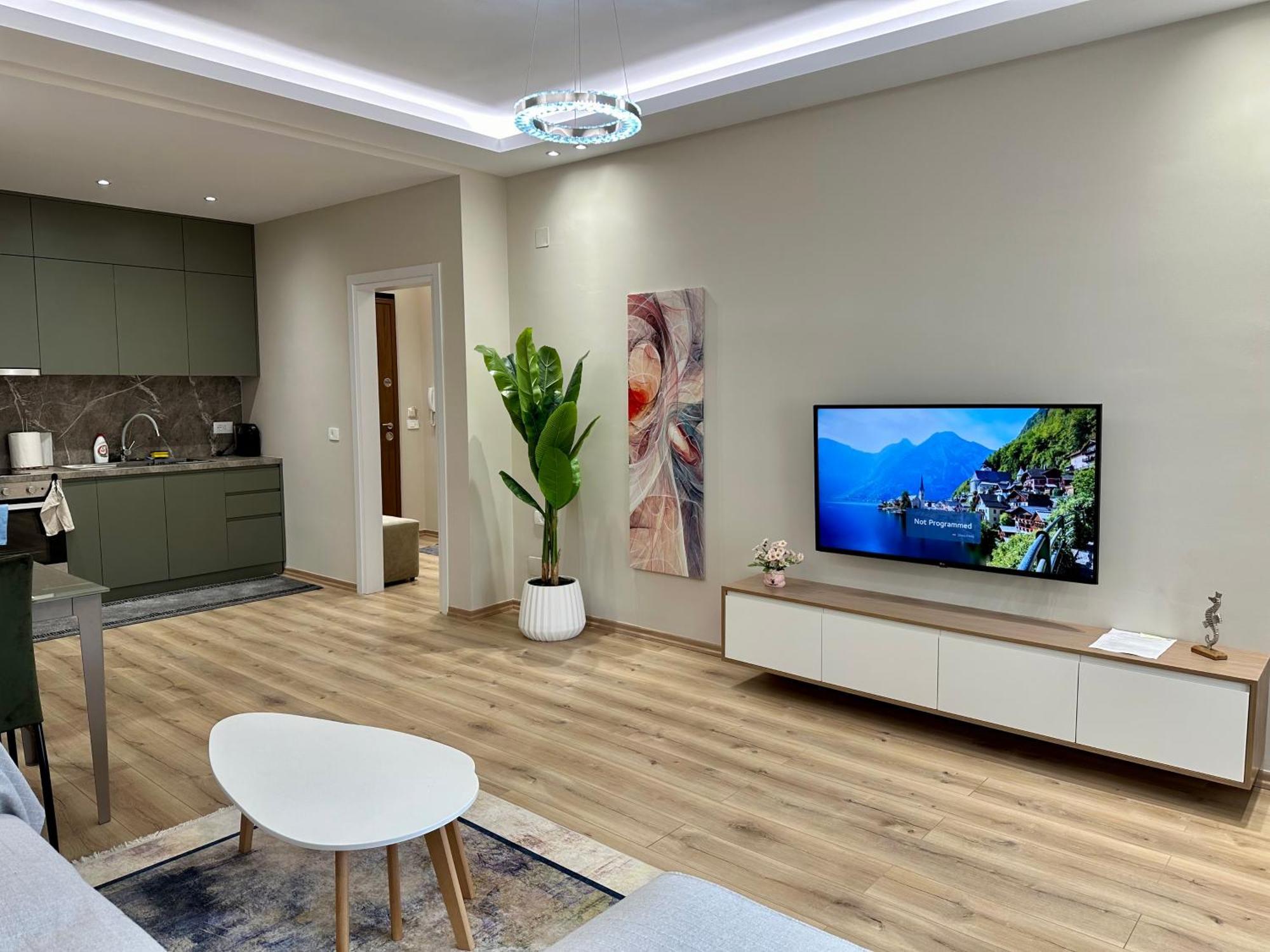 Deluxe Seaside Terraces Apartment *