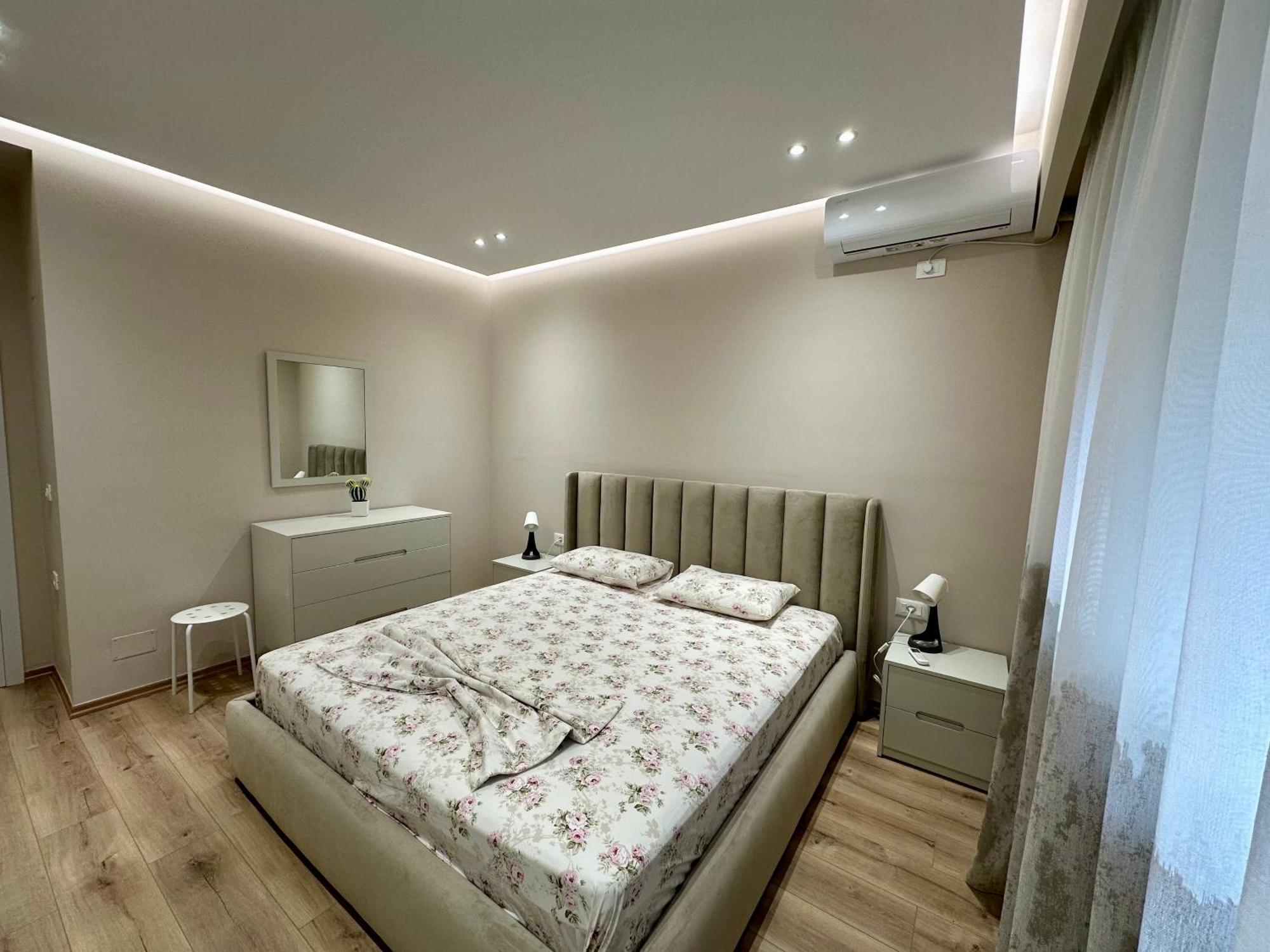 Deluxe Seaside Terraces Apartment Sarande